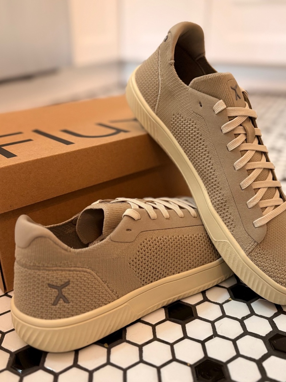 FLUX Adapt Knit Trainer (Dune, M9.5/W11)